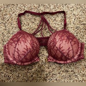 Victoria’s Secret Bombshell Front Close Lace Bra
